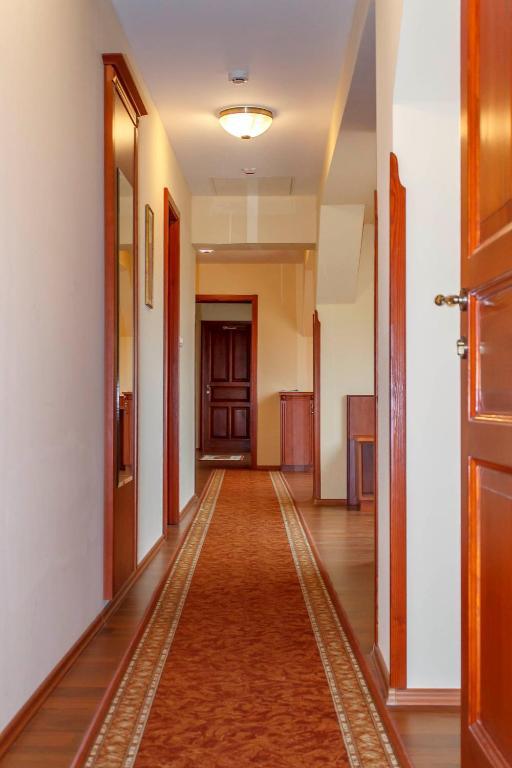 Pannon Hotel Bejelentkezes 20 Oraig, Check-In Until 20 O'Clock, Einchecken Bis 20 Uhr Mohács Exterior foto