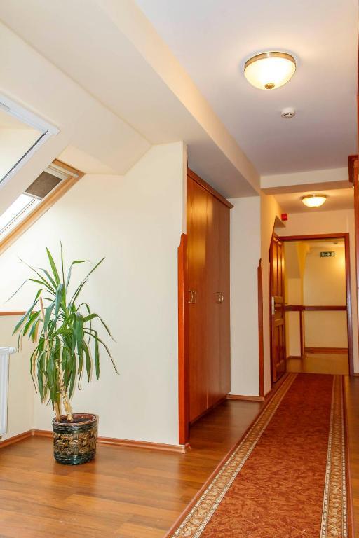 Pannon Hotel Bejelentkezes 20 Oraig, Check-In Until 20 O'Clock, Einchecken Bis 20 Uhr Mohács Zimmer foto