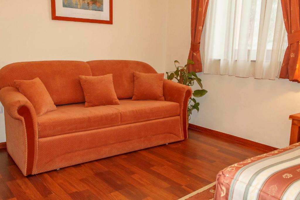 Pannon Hotel Bejelentkezes 20 Oraig, Check-In Until 20 O'Clock, Einchecken Bis 20 Uhr Mohács Zimmer foto
