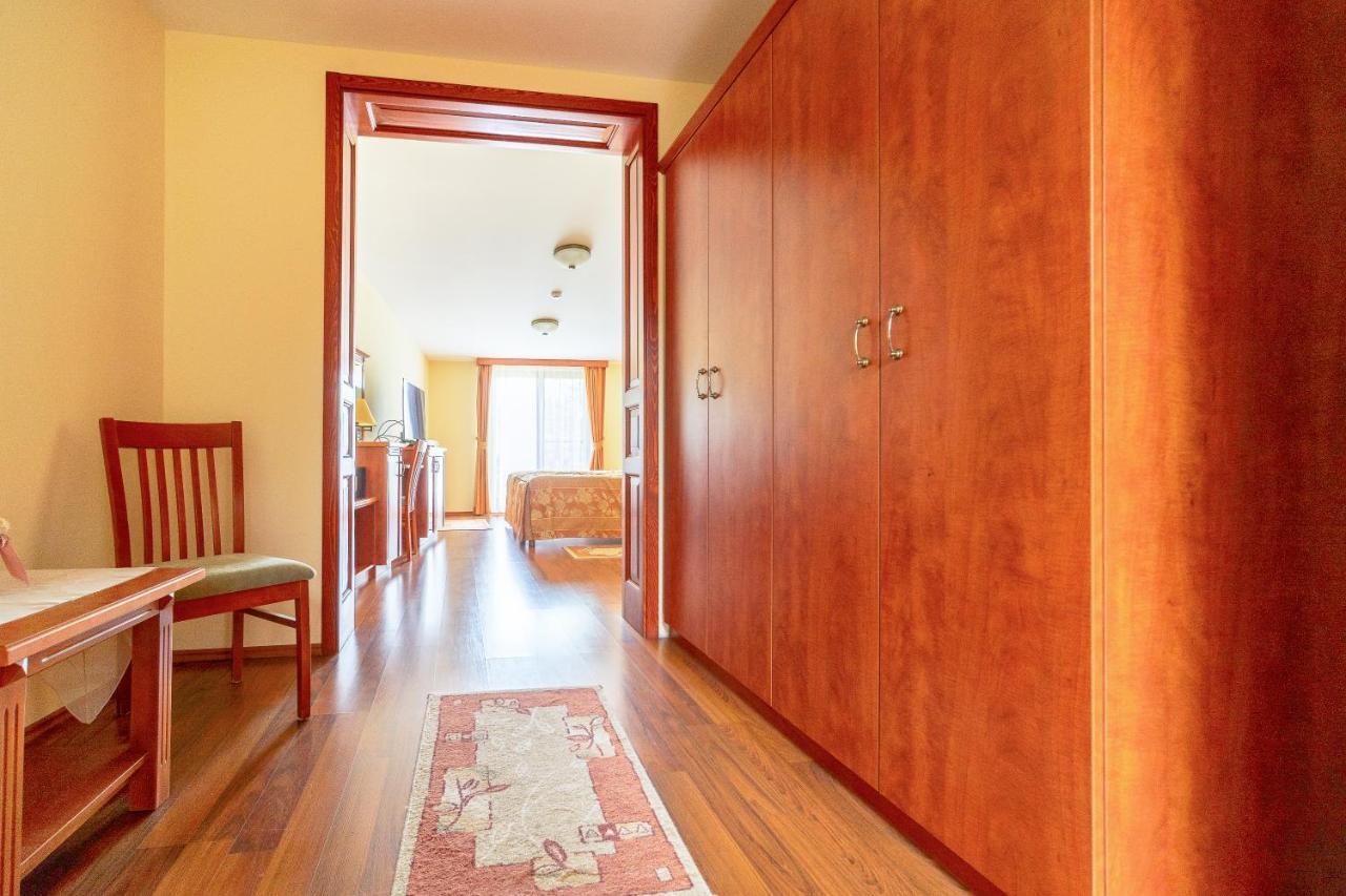 Pannon Hotel Bejelentkezes 20 Oraig, Check-In Until 20 O'Clock, Einchecken Bis 20 Uhr Mohács Exterior foto