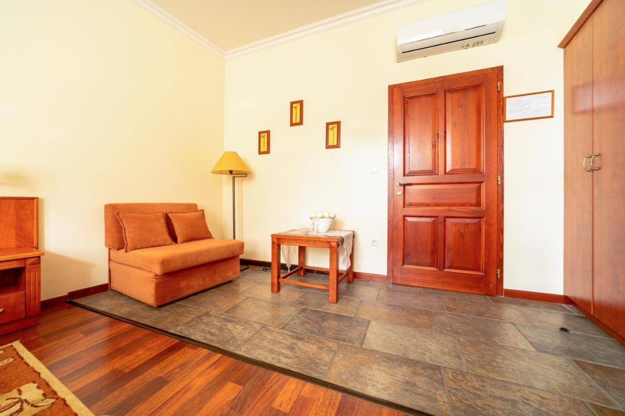 Pannon Hotel Bejelentkezes 20 Oraig, Check-In Until 20 O'Clock, Einchecken Bis 20 Uhr Mohács Exterior foto