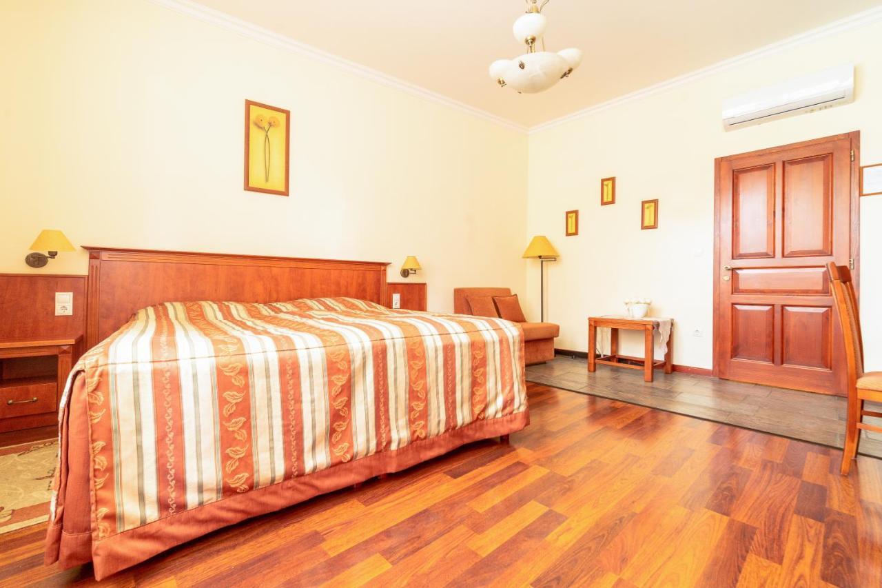 Pannon Hotel Bejelentkezes 20 Oraig, Check-In Until 20 O'Clock, Einchecken Bis 20 Uhr Mohács Exterior foto